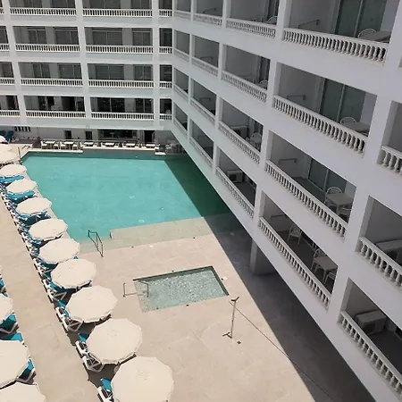 מלון Bluesea Lagos De Cesar 4*