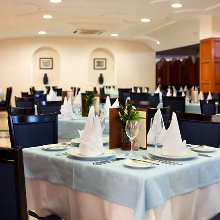 Hotel Bluesea Lagos De Cesar